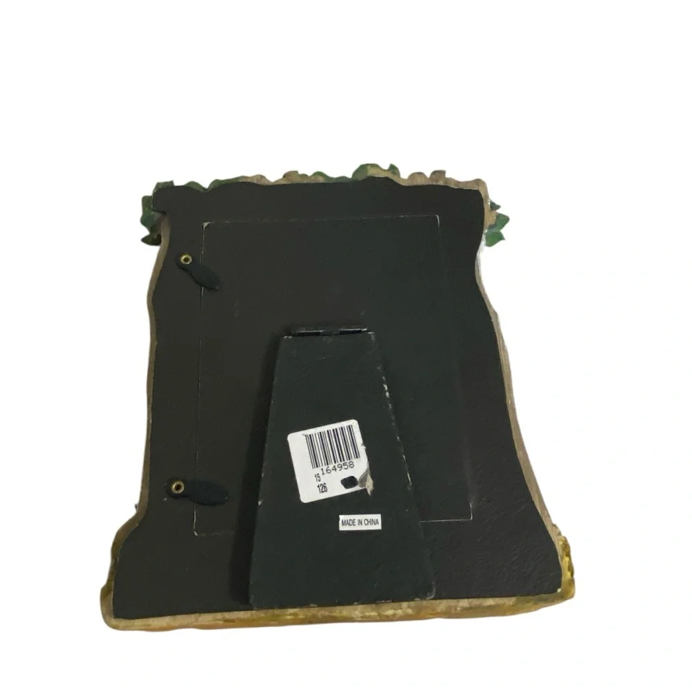 N/A 5x7 resin